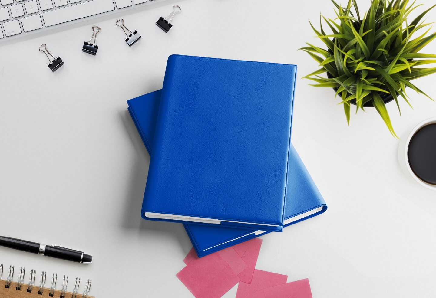 4 volumes trimestriels agenda journalier infirmière libérale 2027 bleu roi