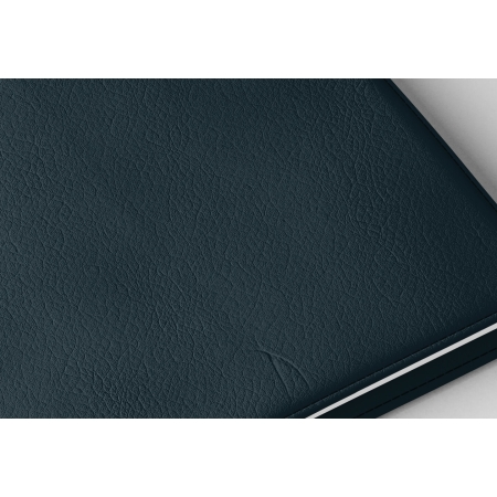 Détail texture simili cuir couverture agenda infirmière bleu pétrole 2027