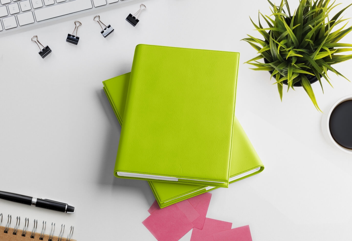 4 volumes trimestriels agenda journalier infirmière libérale 2027 vert pomme