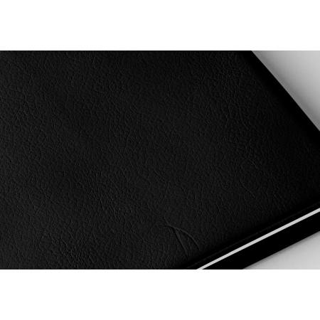 Détail texture simili cuir couverture agenda infirmière noir 2027